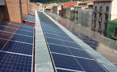 Planta solar de autoconsumo en Olot (Girona)